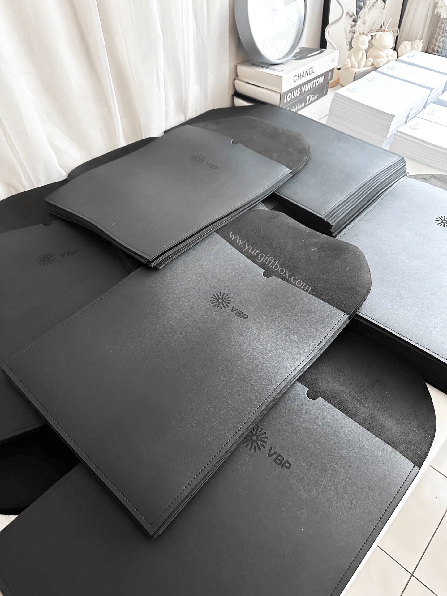 Laptop Mat (leather)