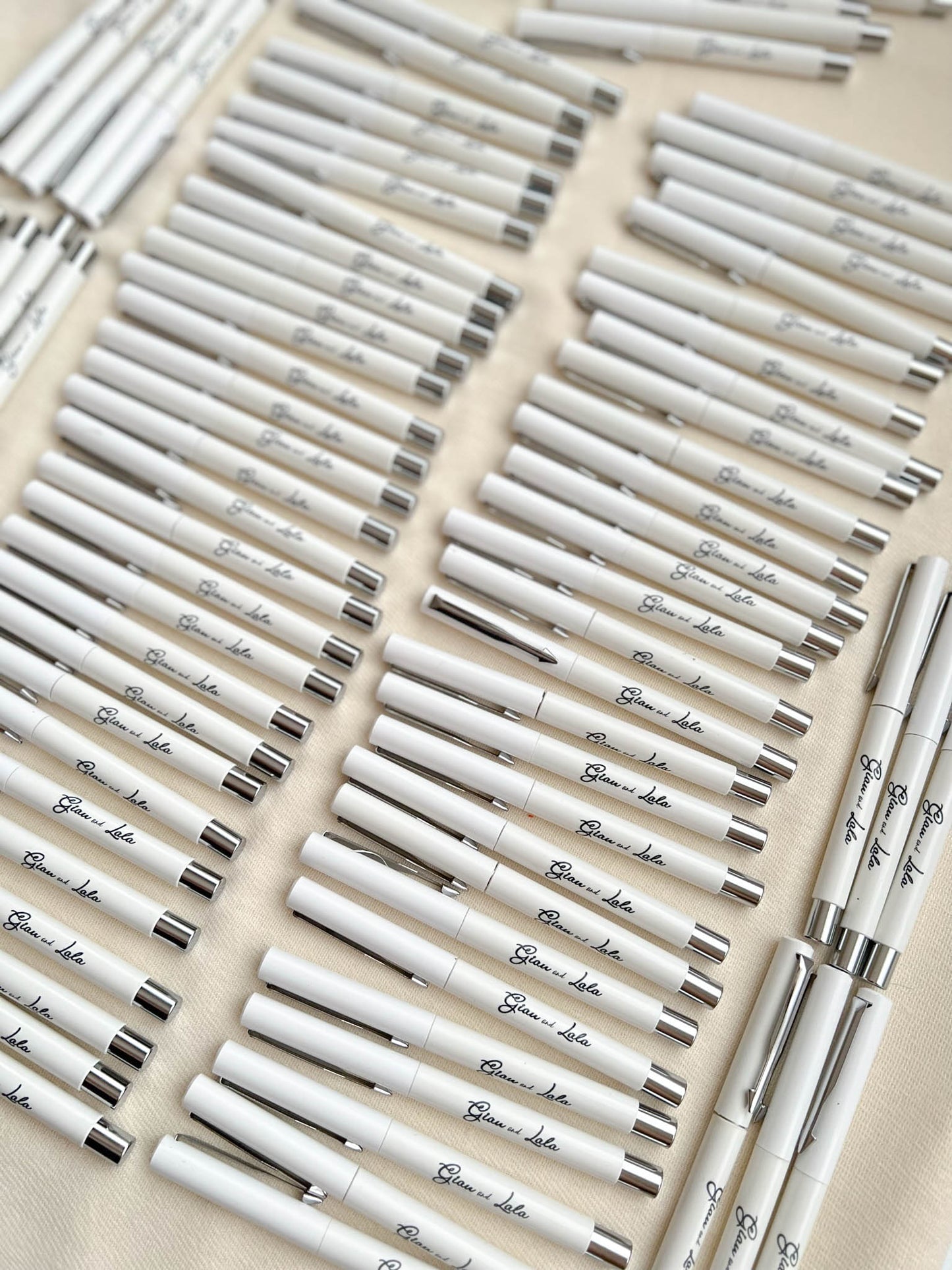 Sign Pen (wedding)