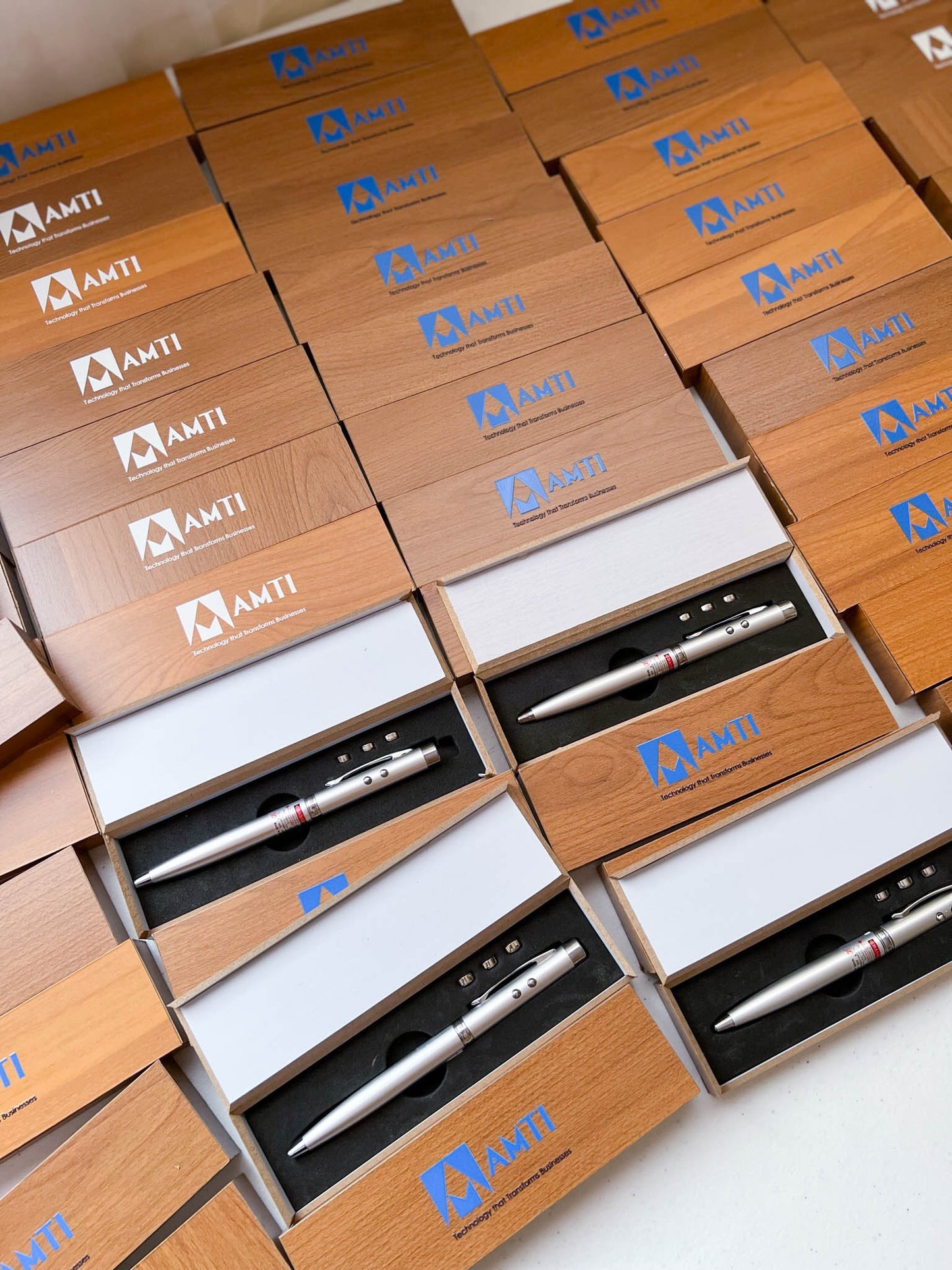 Pen with box