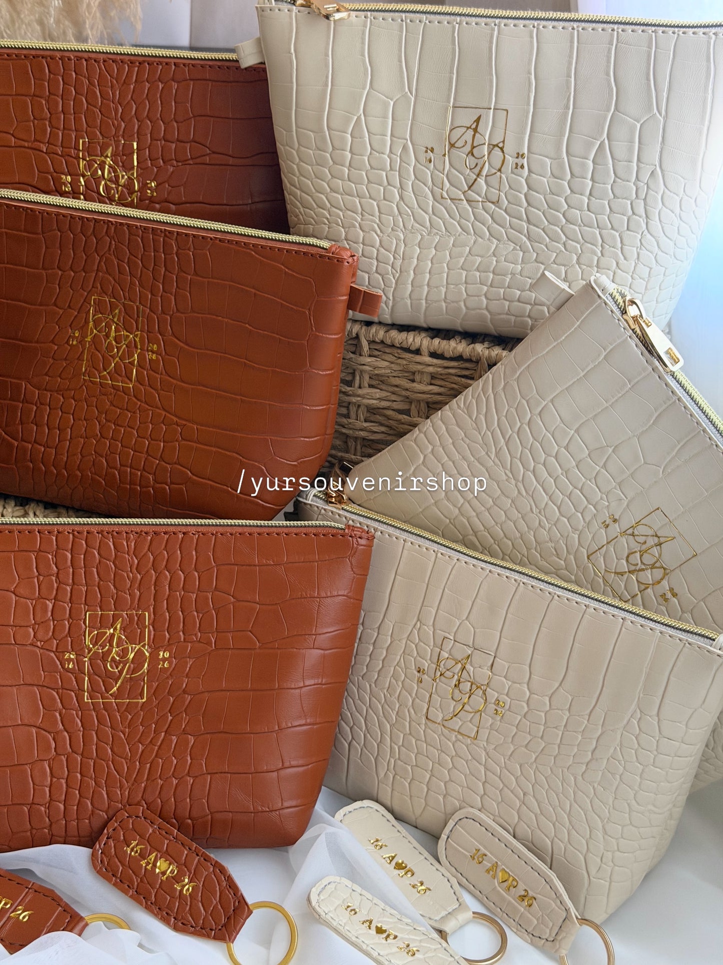 Leather Pouch (Croco) Premium