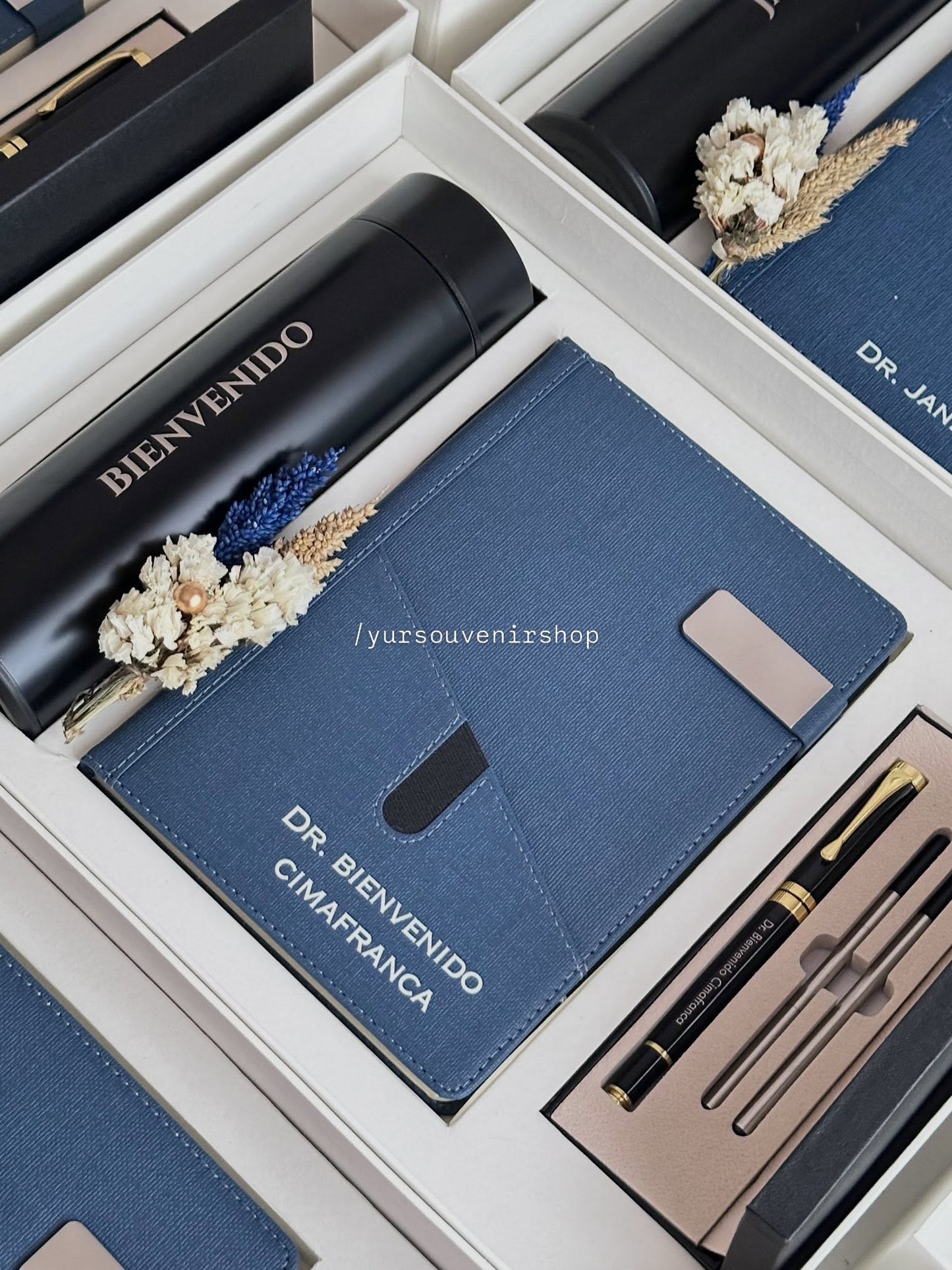 Corporate Set 18