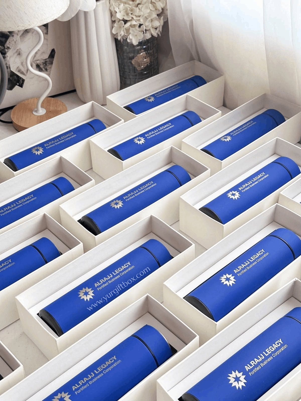 Stainless Tumbler with box (permanent engraving)