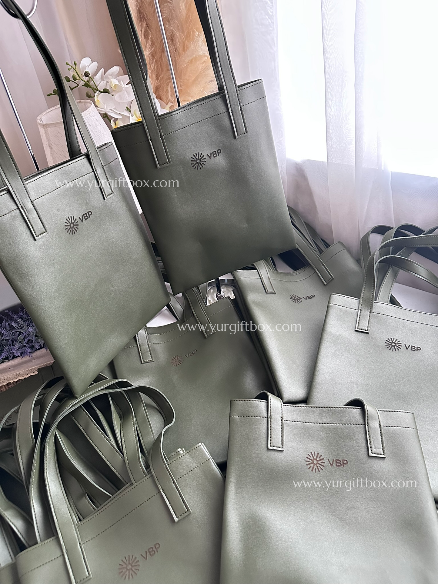 Tote Bag (FLAT) Leather