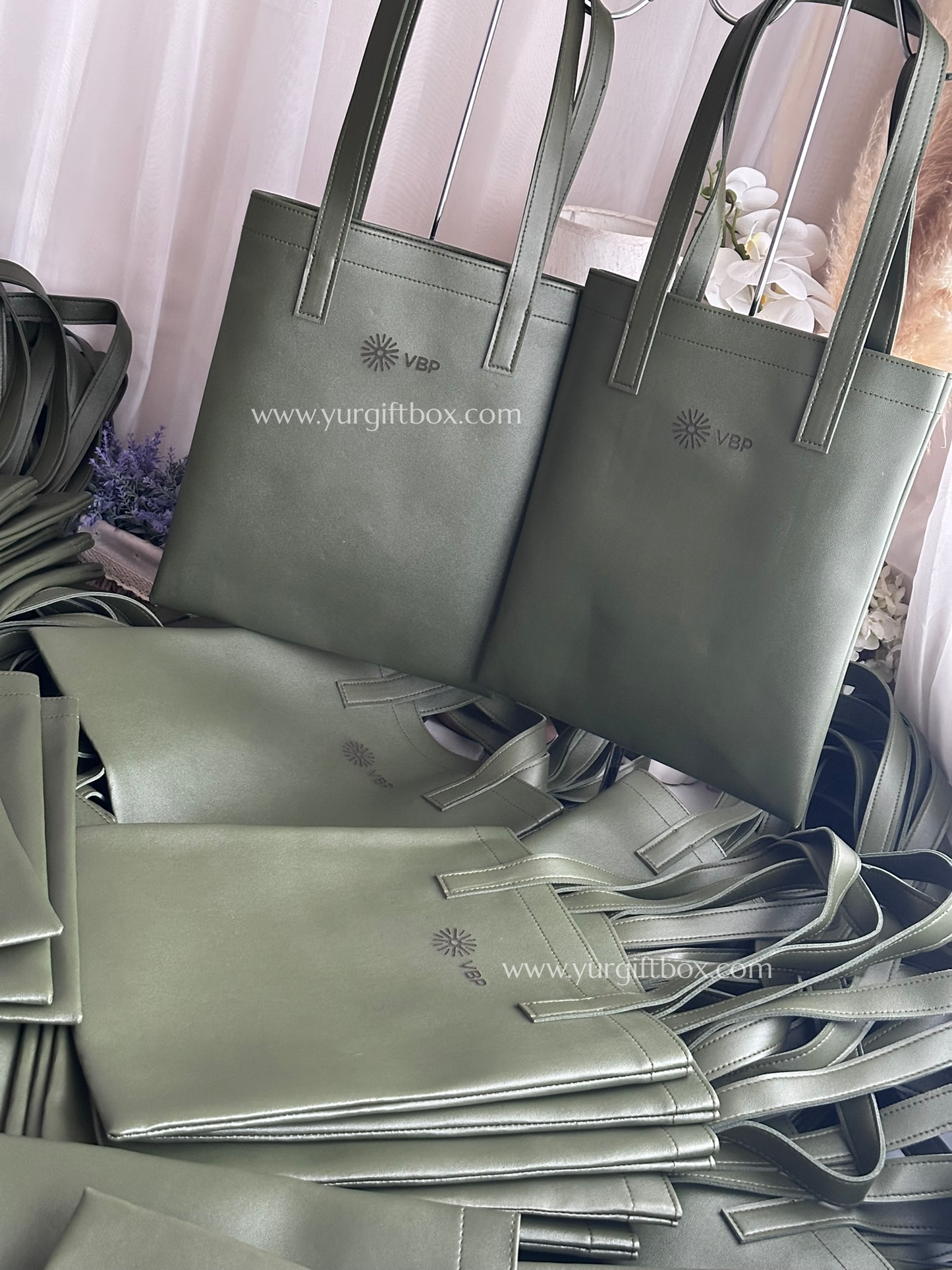Tote Bag (FLAT) Leather