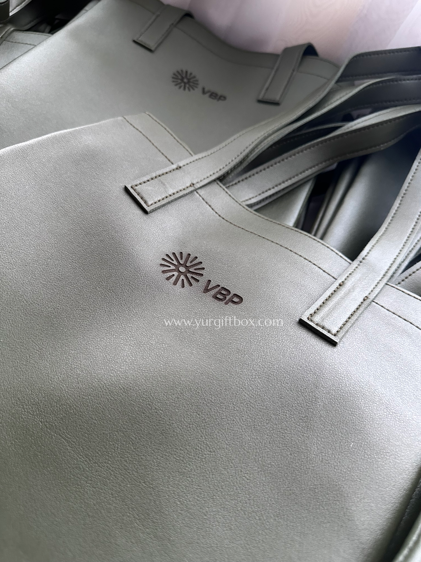 Tote Bag (FLAT) Leather
