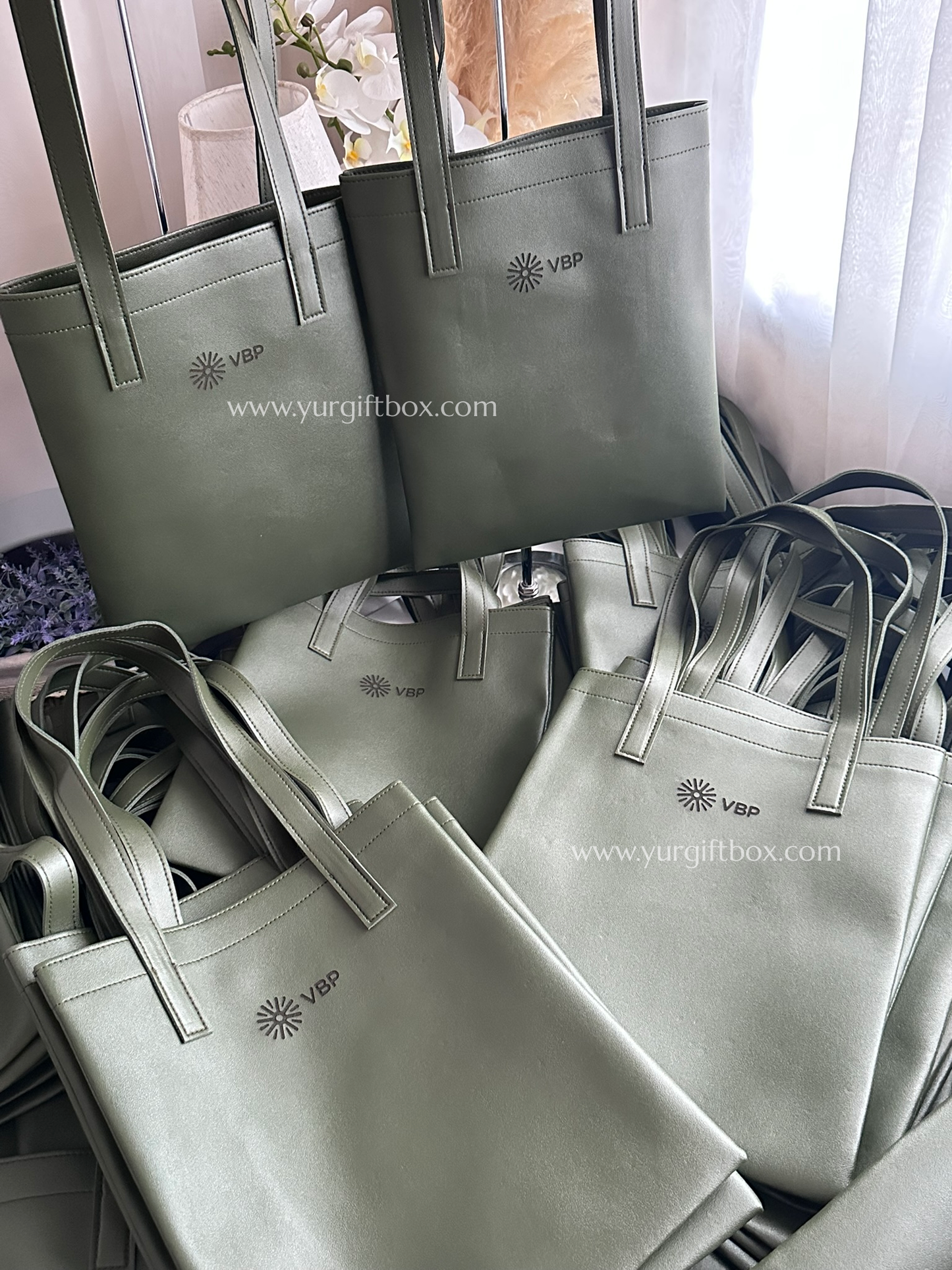 Tote Bag (FLAT) Leather