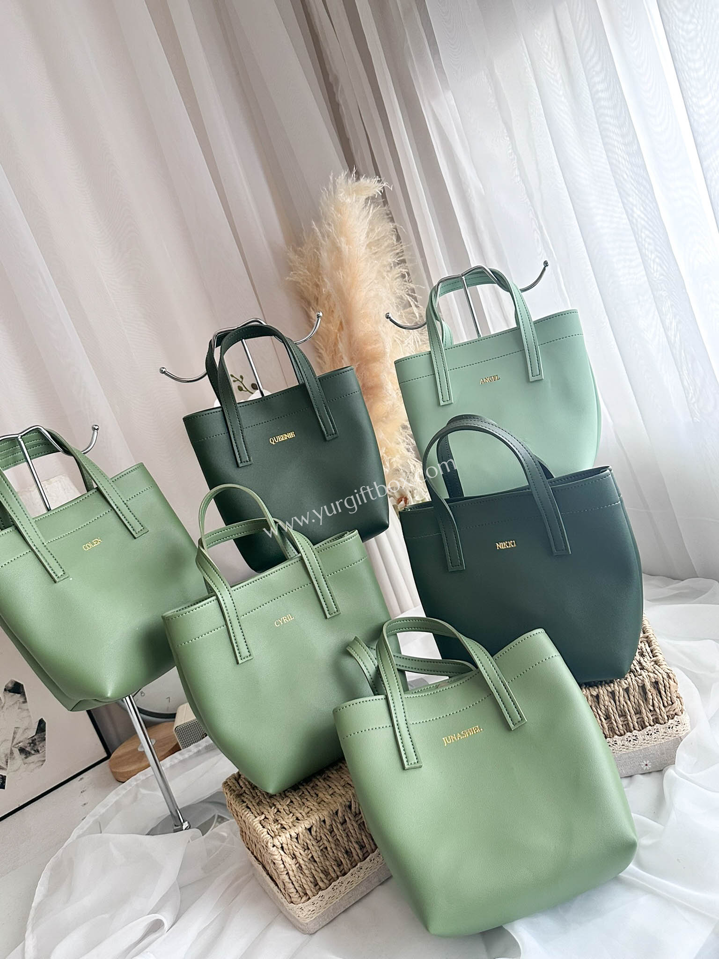 Hand Bag (leather)