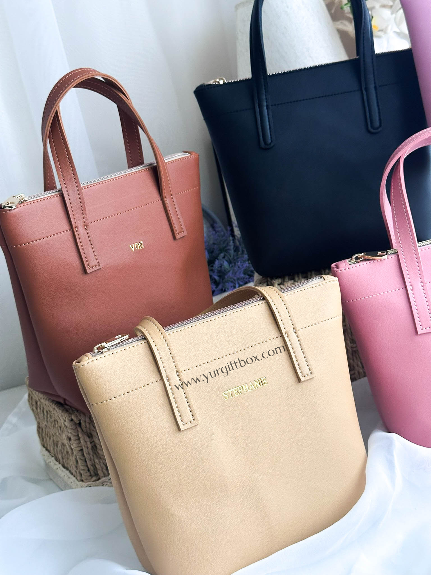 Hand Bag (leather)