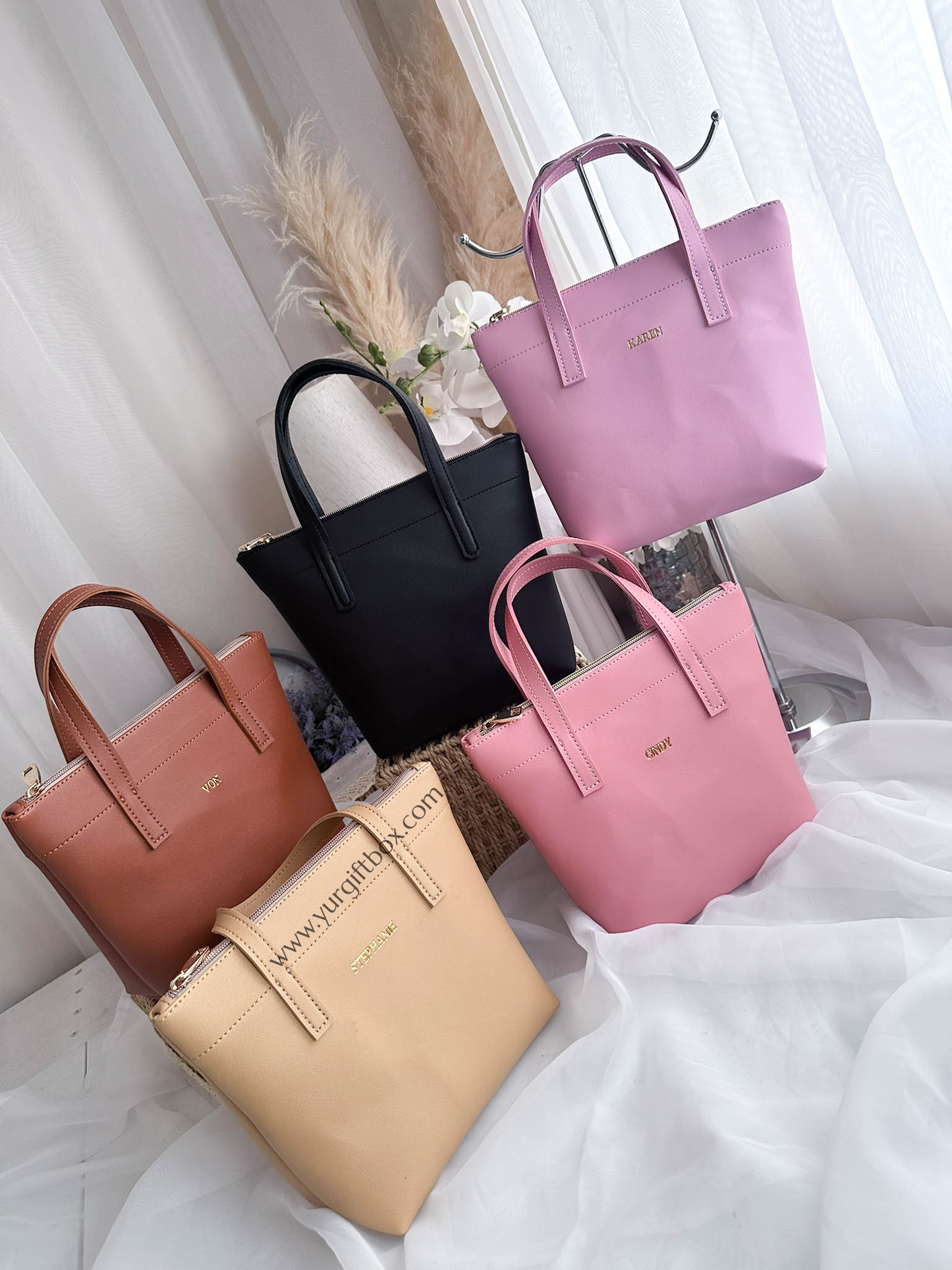 Hand Bag (leather)