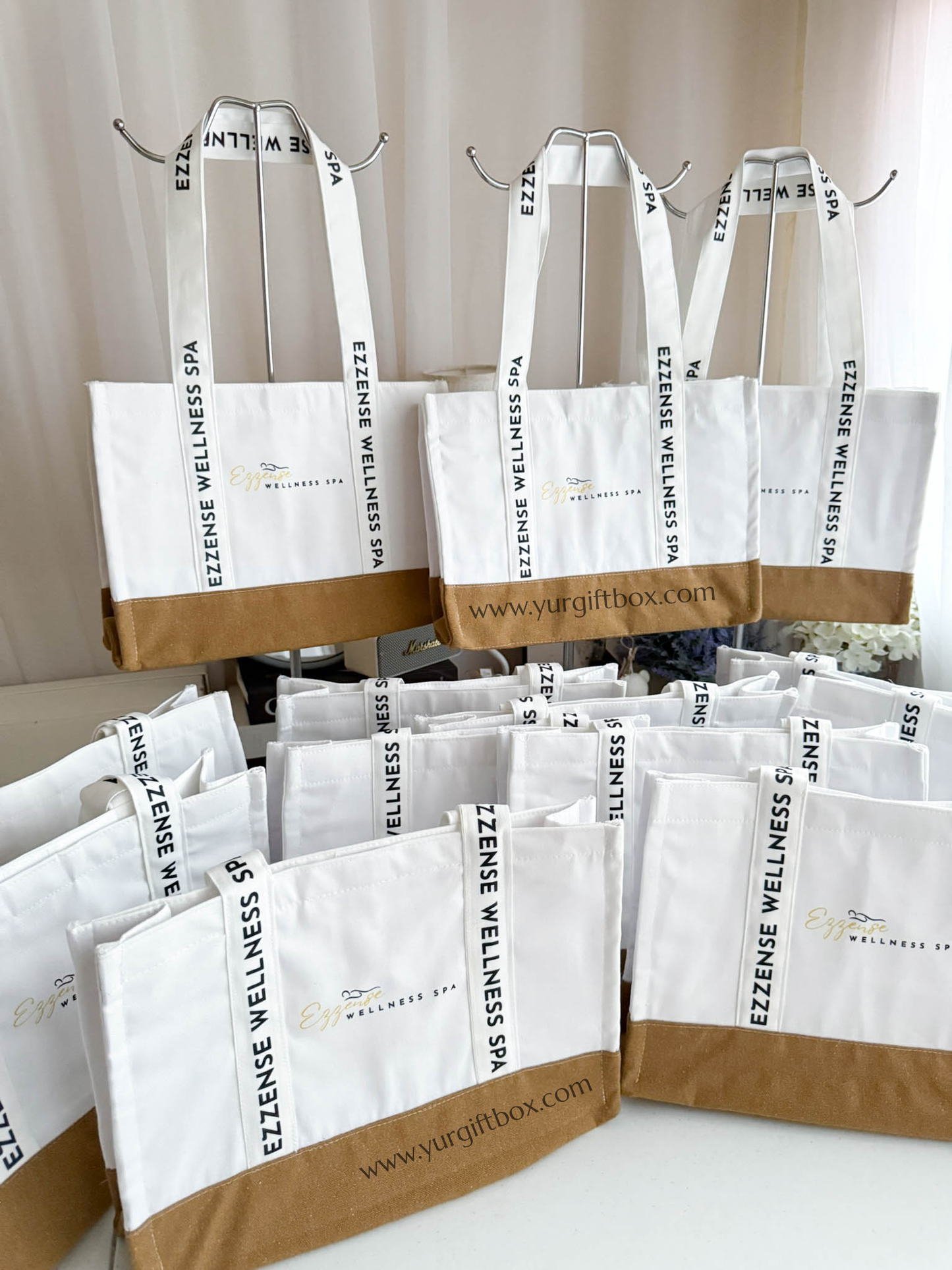 Hand Bag w/ printed strap (corporate)