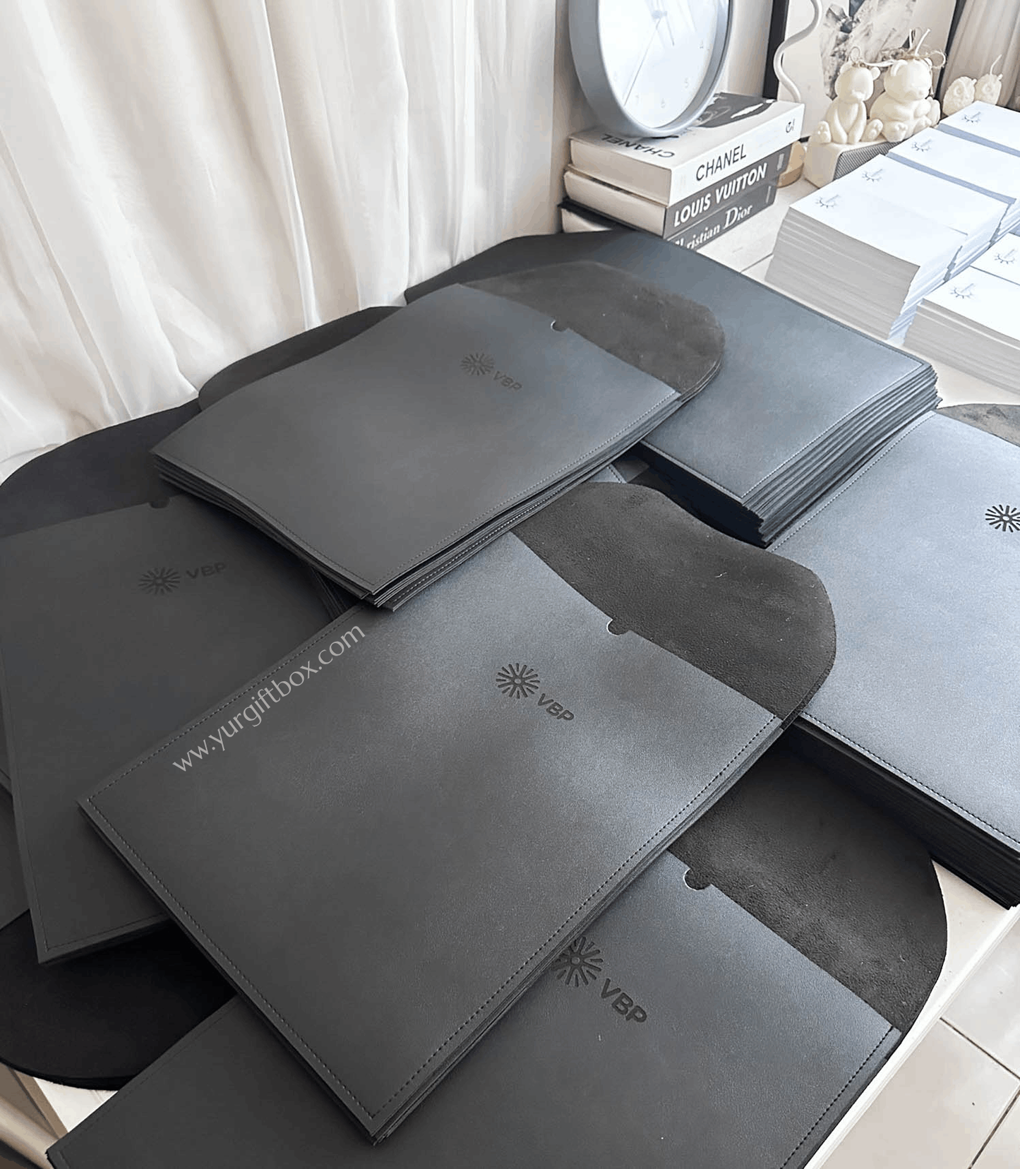 Laptop Mat (leather)