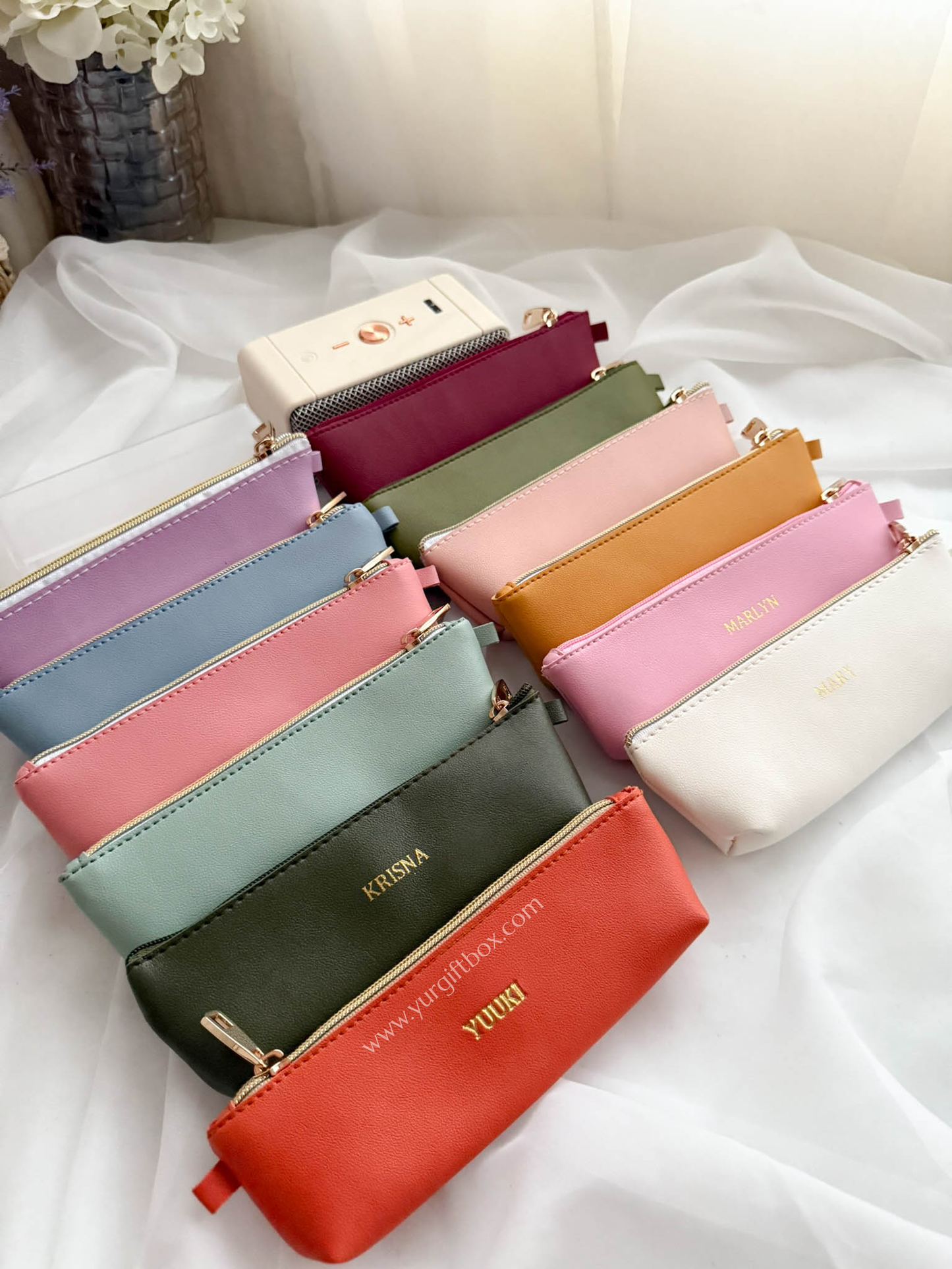 Pencil case (leather)