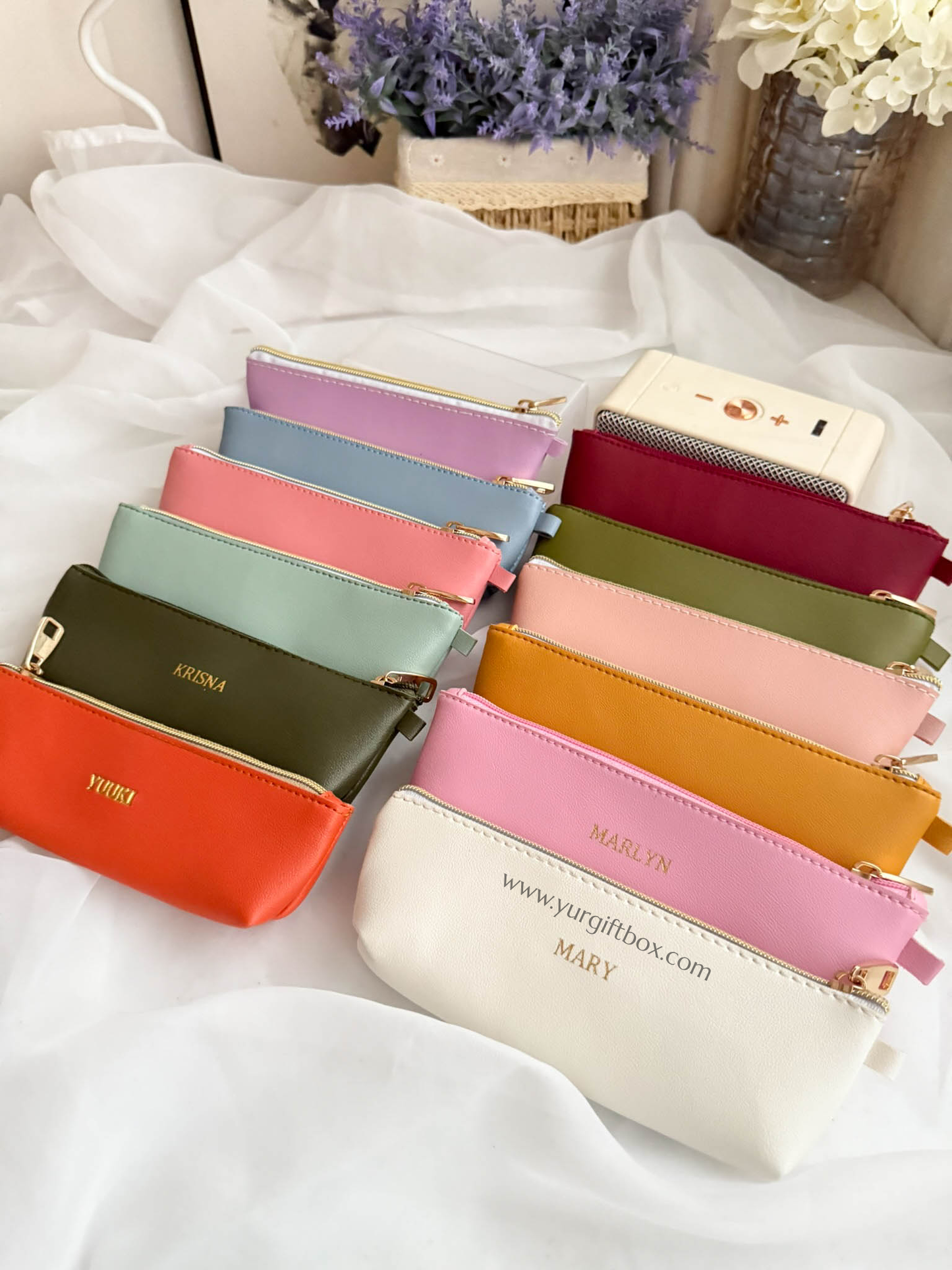 Pencil case (leather)