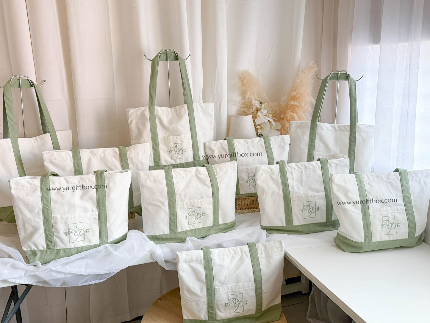 Tote Bag (Premium) w/ Embroidery Large