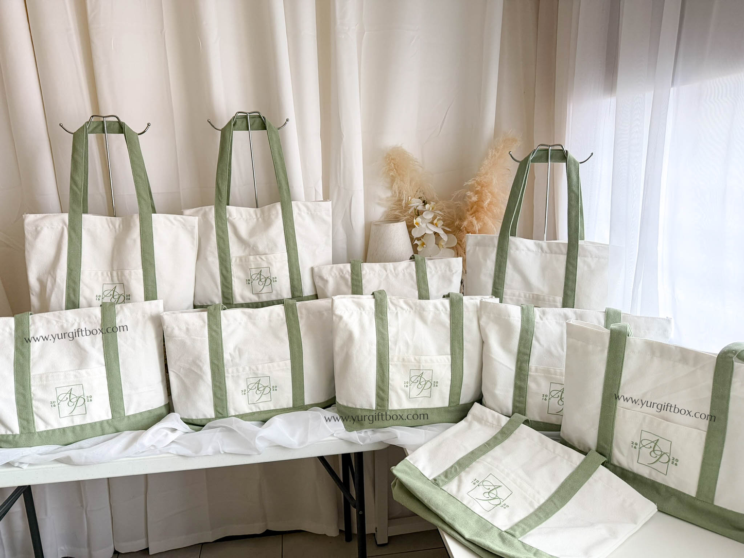 Tote Bag (Premium) w/ Embroidery Large