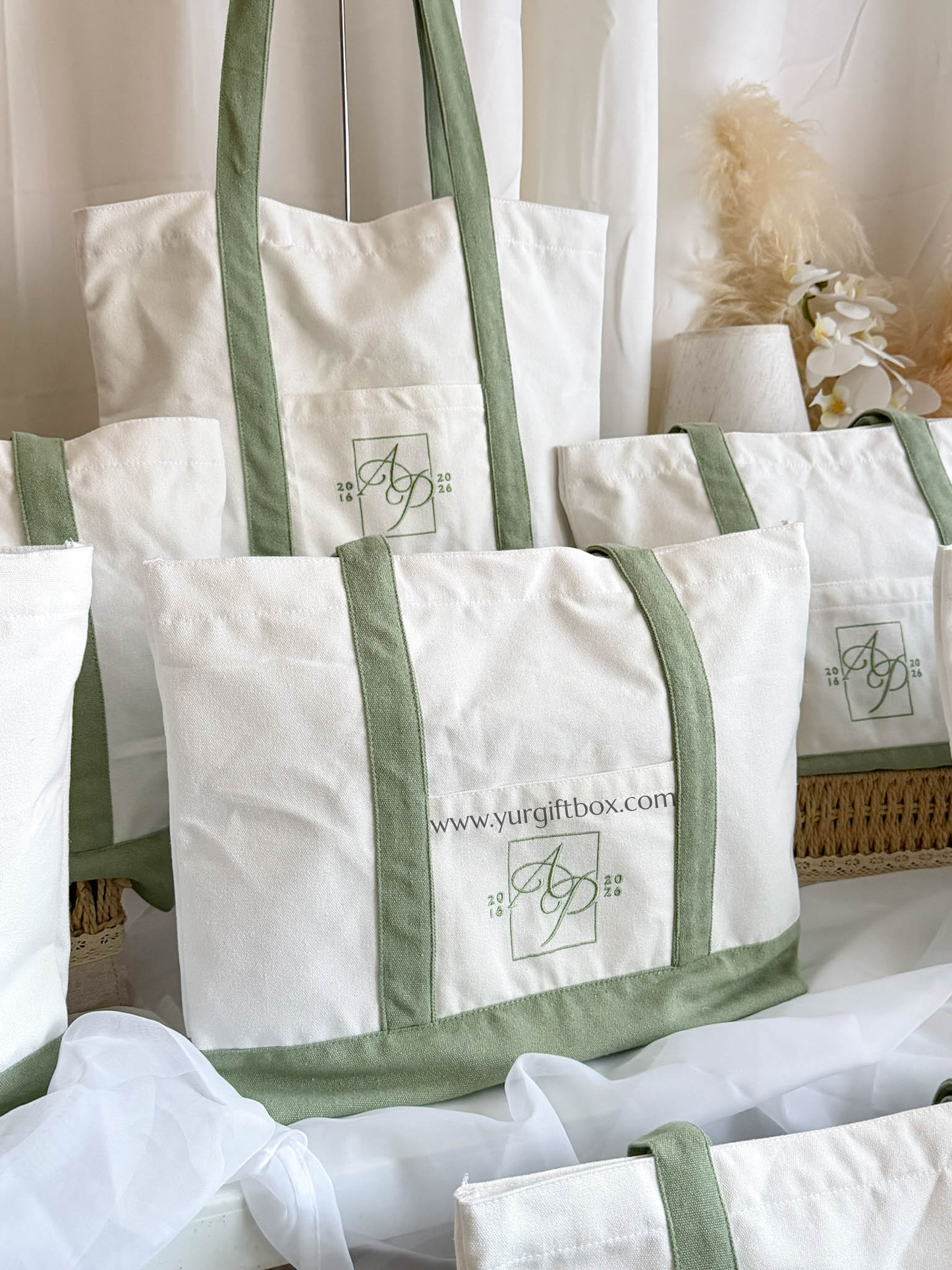 Tote Bag (Premium) w/ Embroidery Large