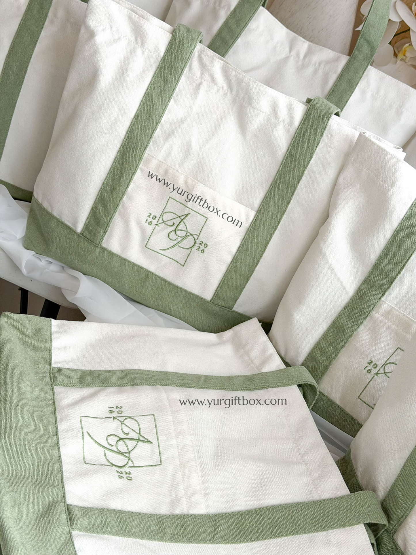 Tote Bag (Premium) w/ Embroidery Large
