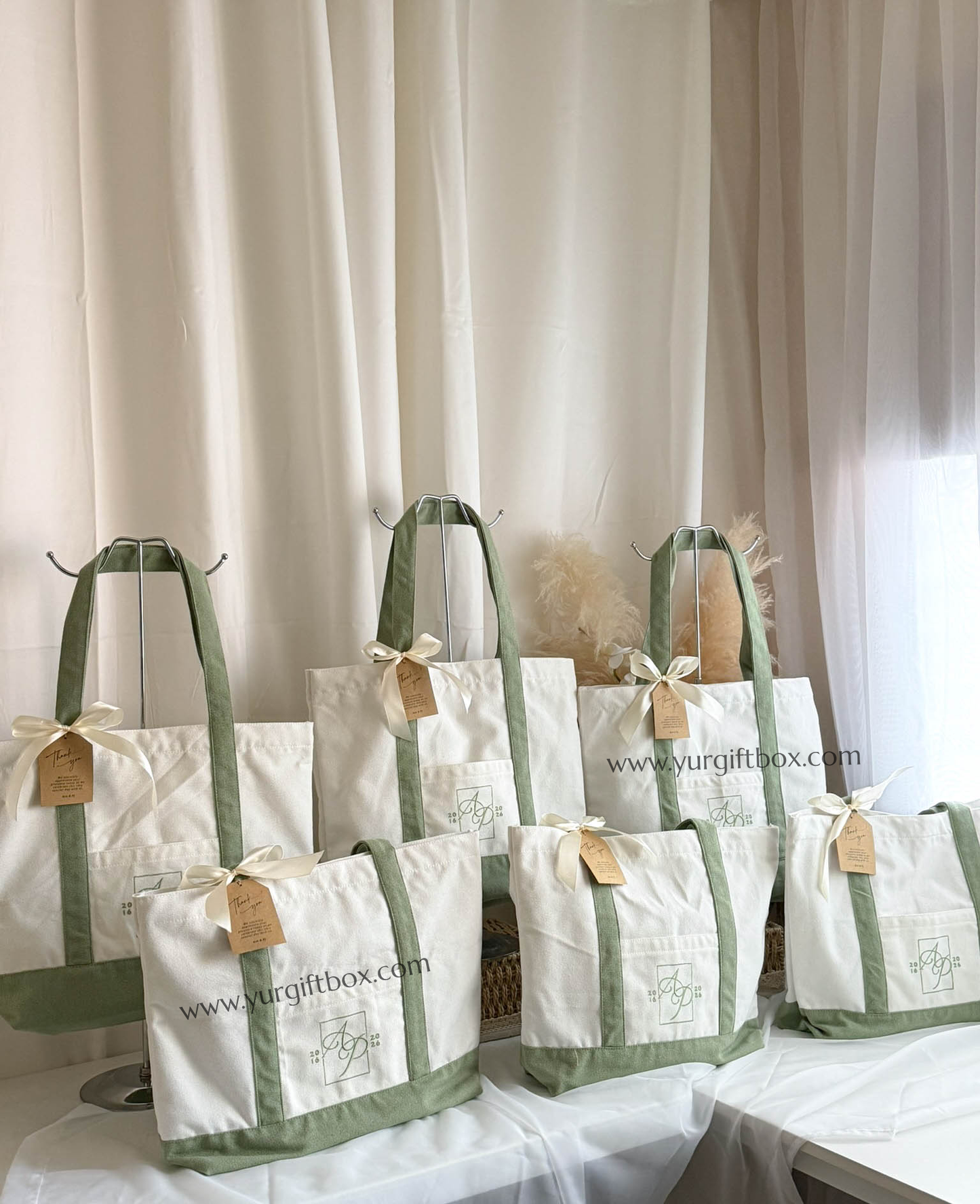 Tote Bag (Premium) w/ Embroidery Large