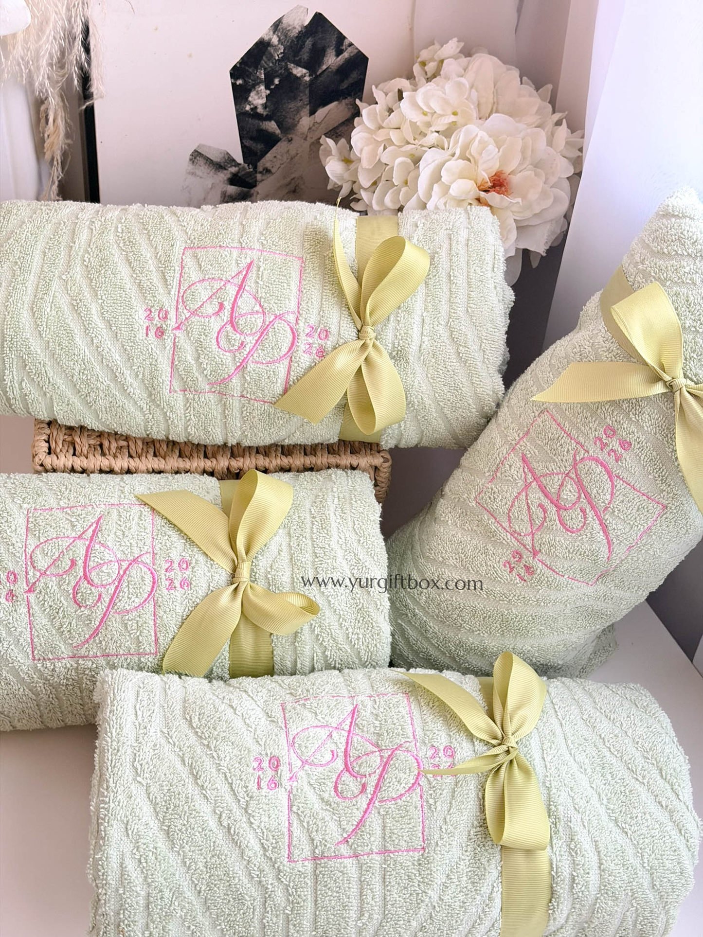 Bath Towel with Embroidery