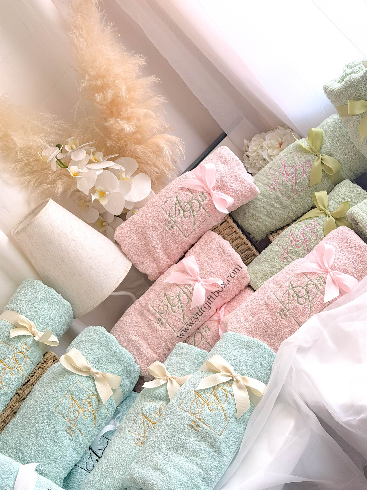 Bath Towel with Embroidery