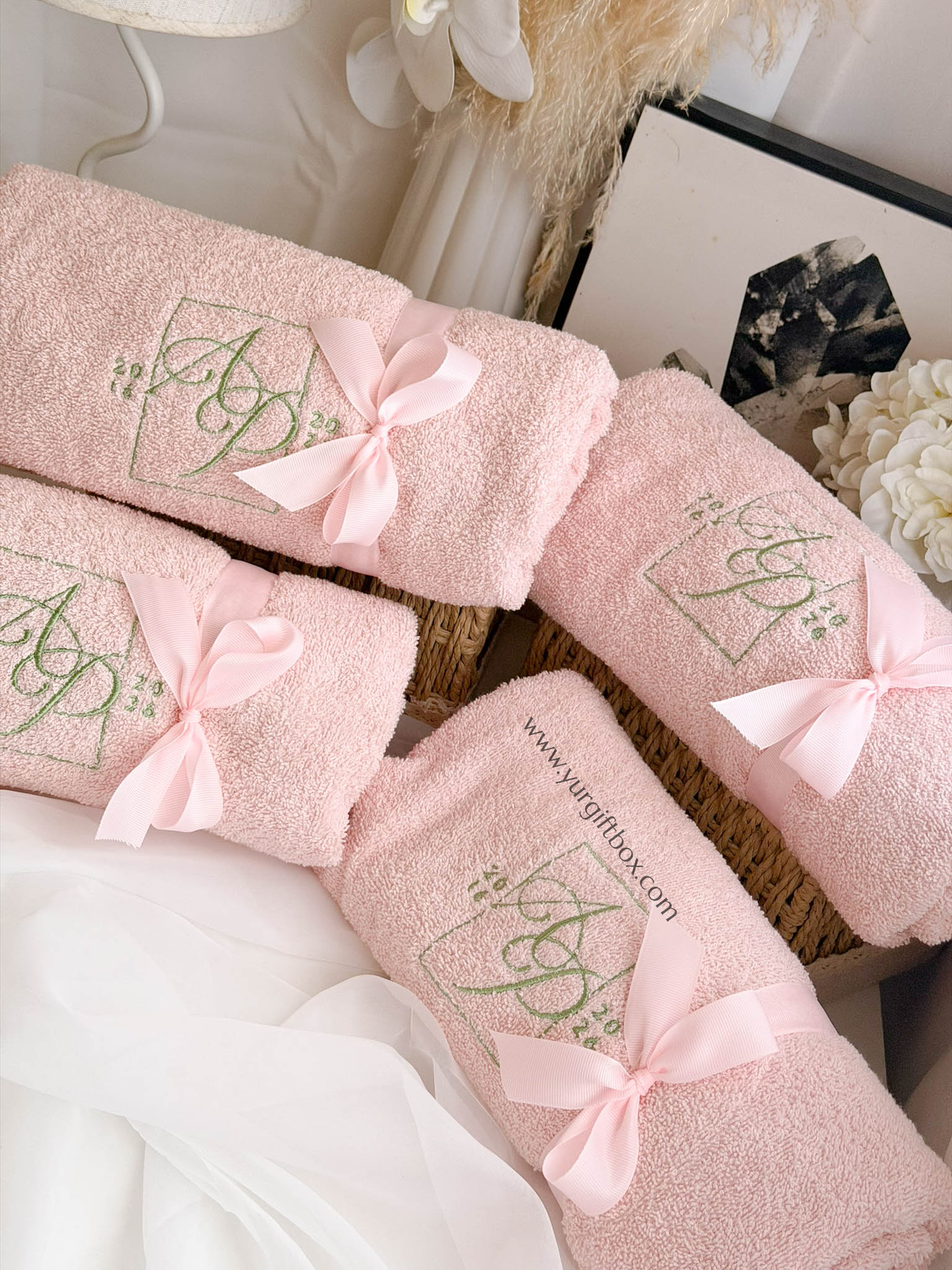 Bath Towel with Embroidery