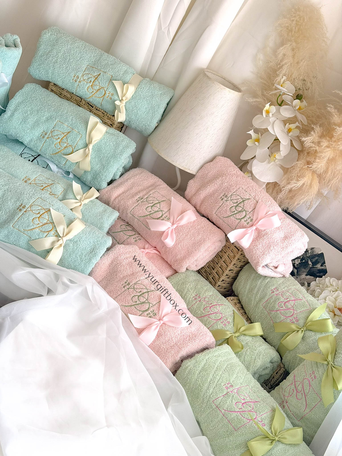 Bath Towel with Embroidery